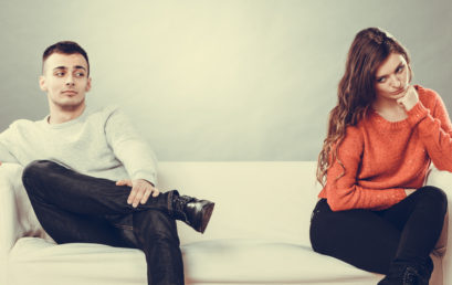 10 Relationship Red Flags You’ll Want To Pay Attention To